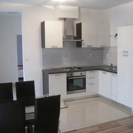 Dariana Apartman
